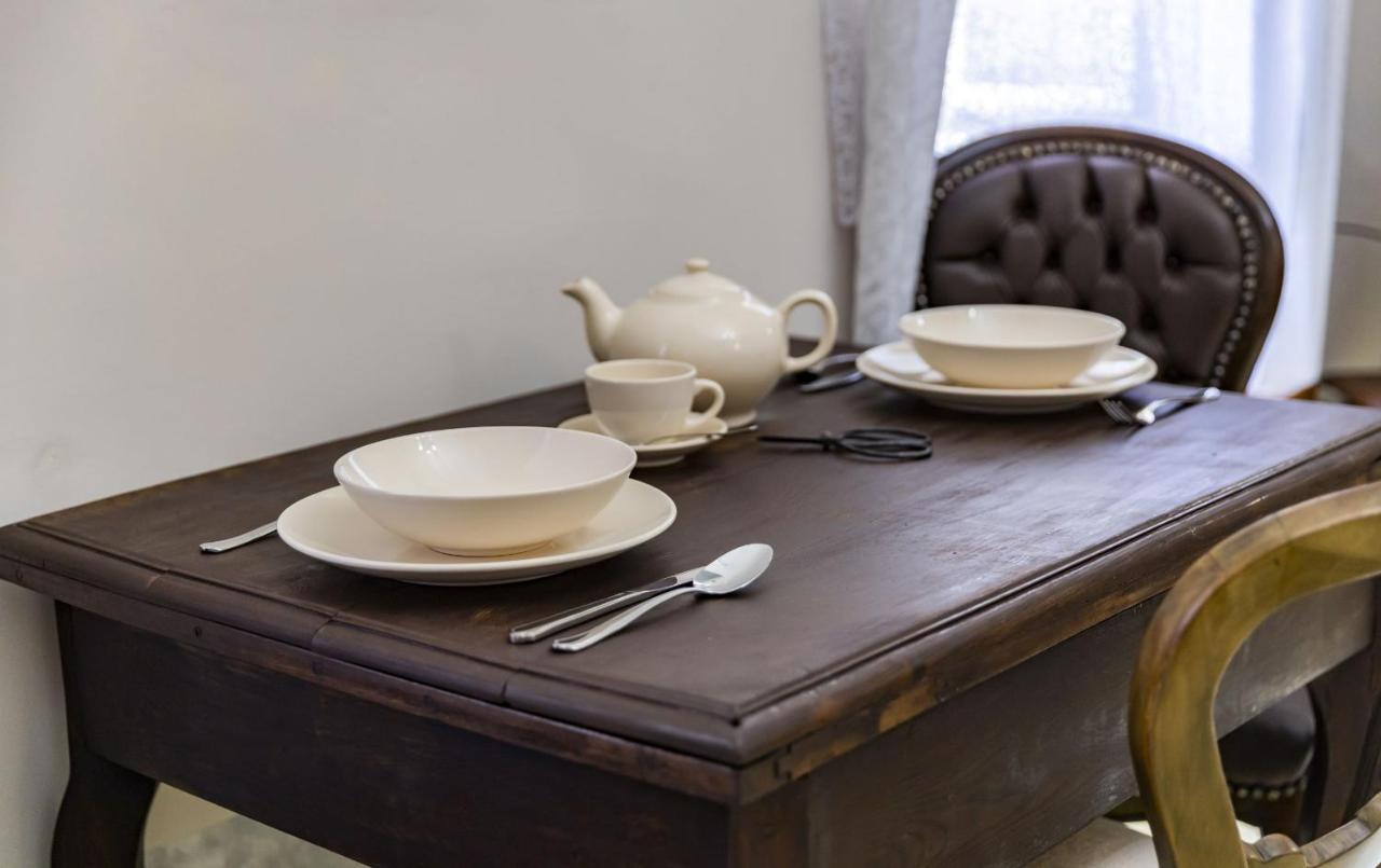 Apartman Charlotte V Dome So Studnou Na Streche Банска-Штьявница Экстерьер фото